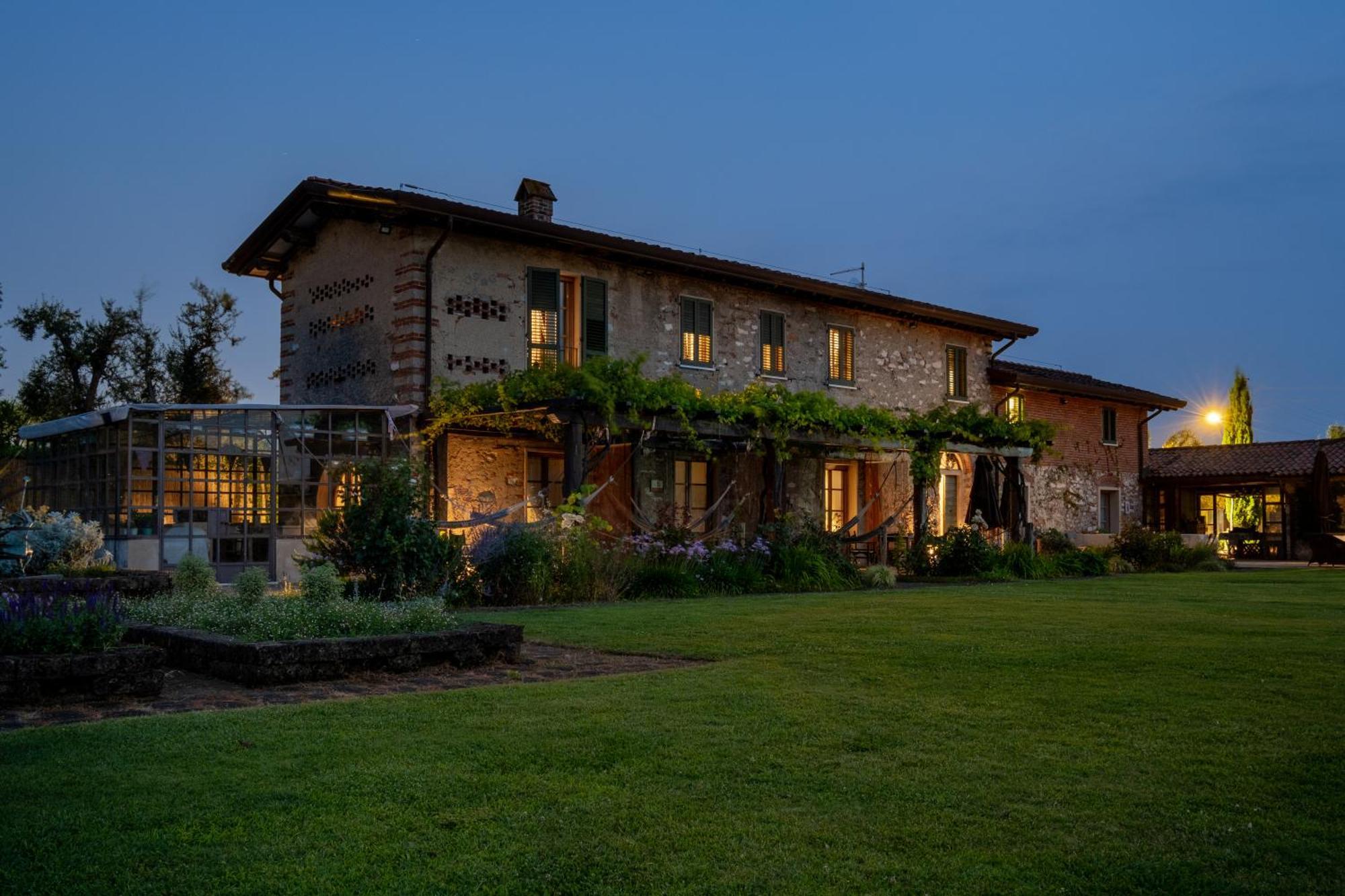 Olimagio Farm Stay With Animals And 25M Pool, Beach At Cycling Distance Pietrasanta Exterior foto