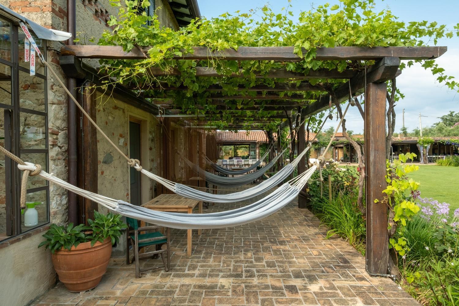 Olimagio Farm Stay With Animals And 25M Pool, Beach At Cycling Distance Pietrasanta Exterior foto