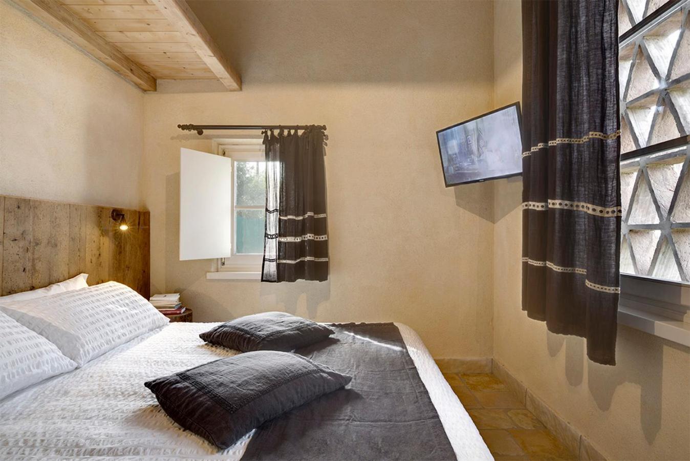 Olimagio Farm Stay With Animals And 25M Pool, Beach At Cycling Distance Pietrasanta Exterior foto