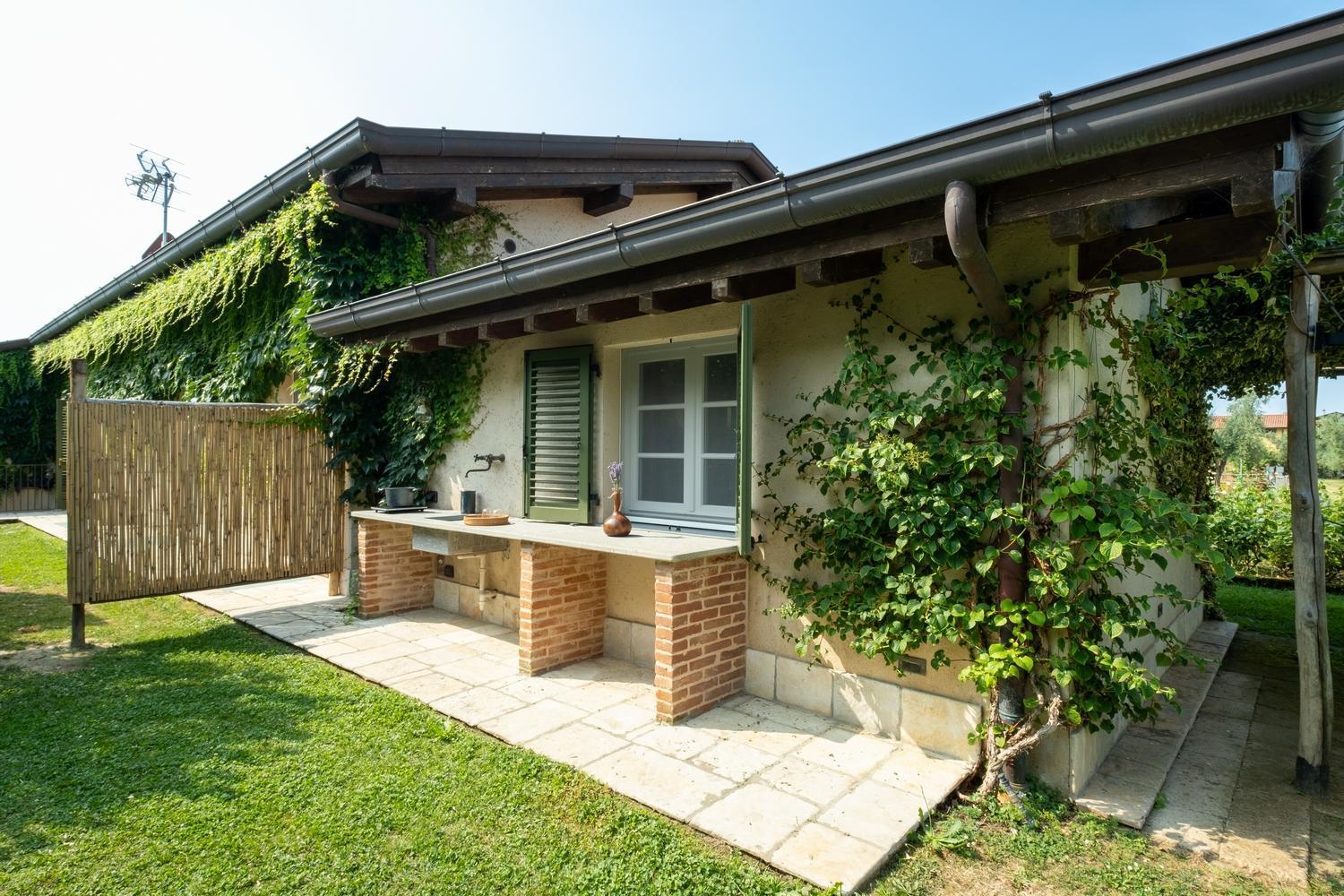Olimagio Farm Stay With Animals And 25M Pool, Beach At Cycling Distance Pietrasanta Exterior foto